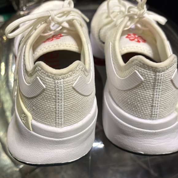 Nike sneakers - Picture 5 of 5